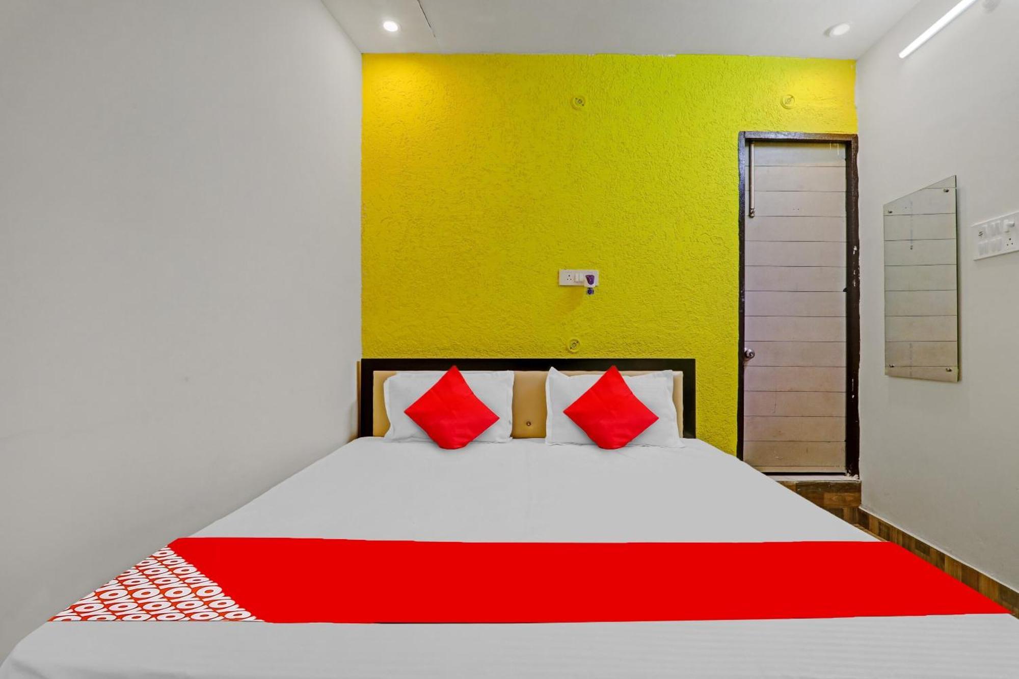 Hotel O R K Hotels Лакхнау Екстер'єр фото