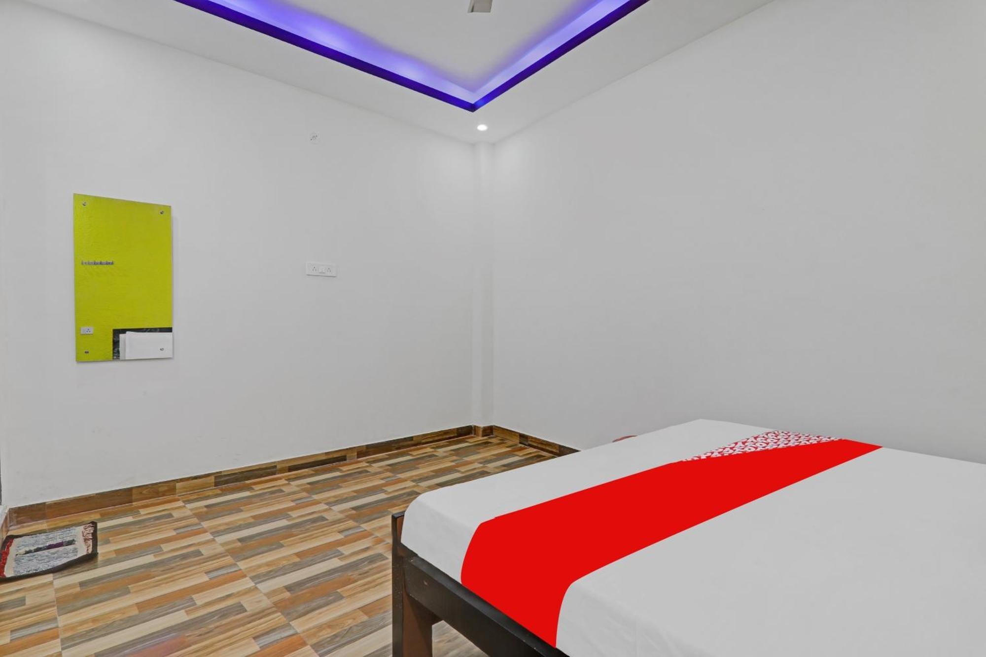 Hotel O R K Hotels Лакхнау Екстер'єр фото